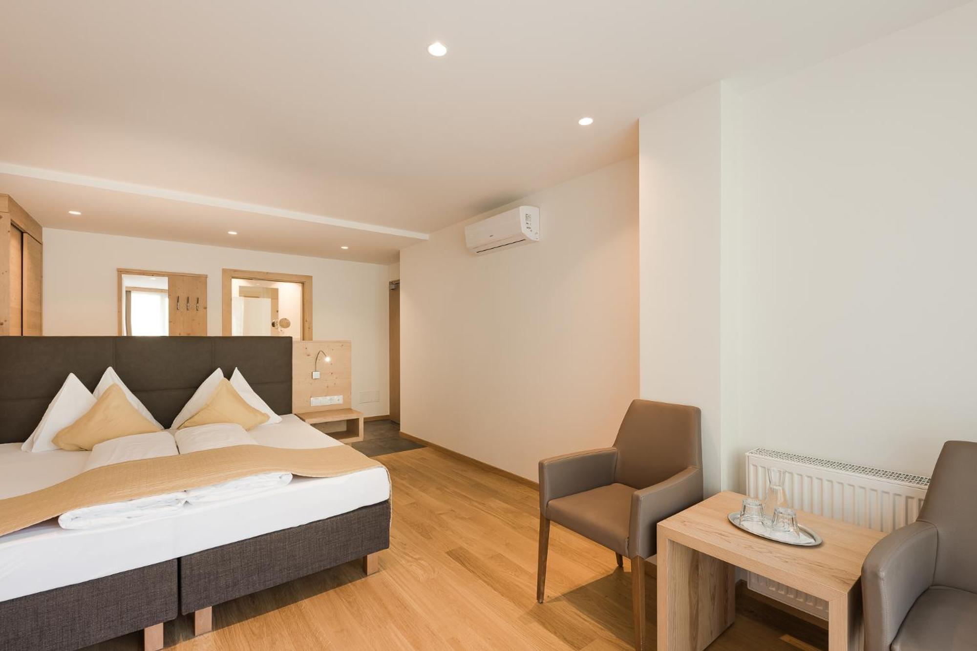 Hotel Kiendl Schenna Bilik gambar