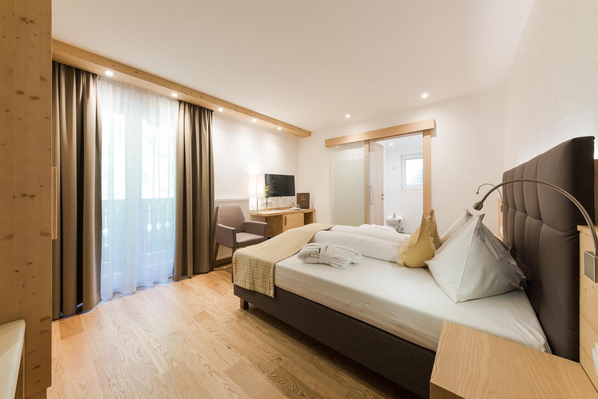 Hotel Kiendl Schenna Bilik gambar