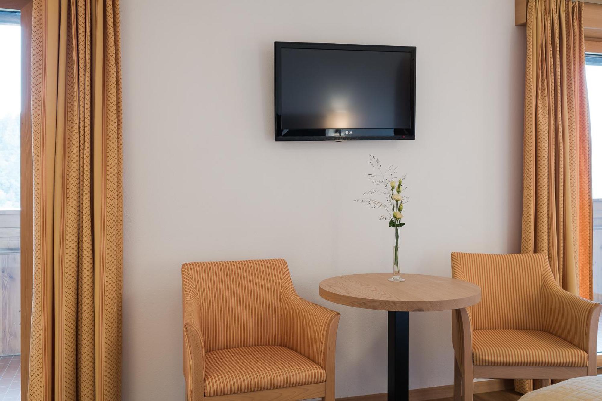 Hotel Kiendl Schenna Bilik gambar