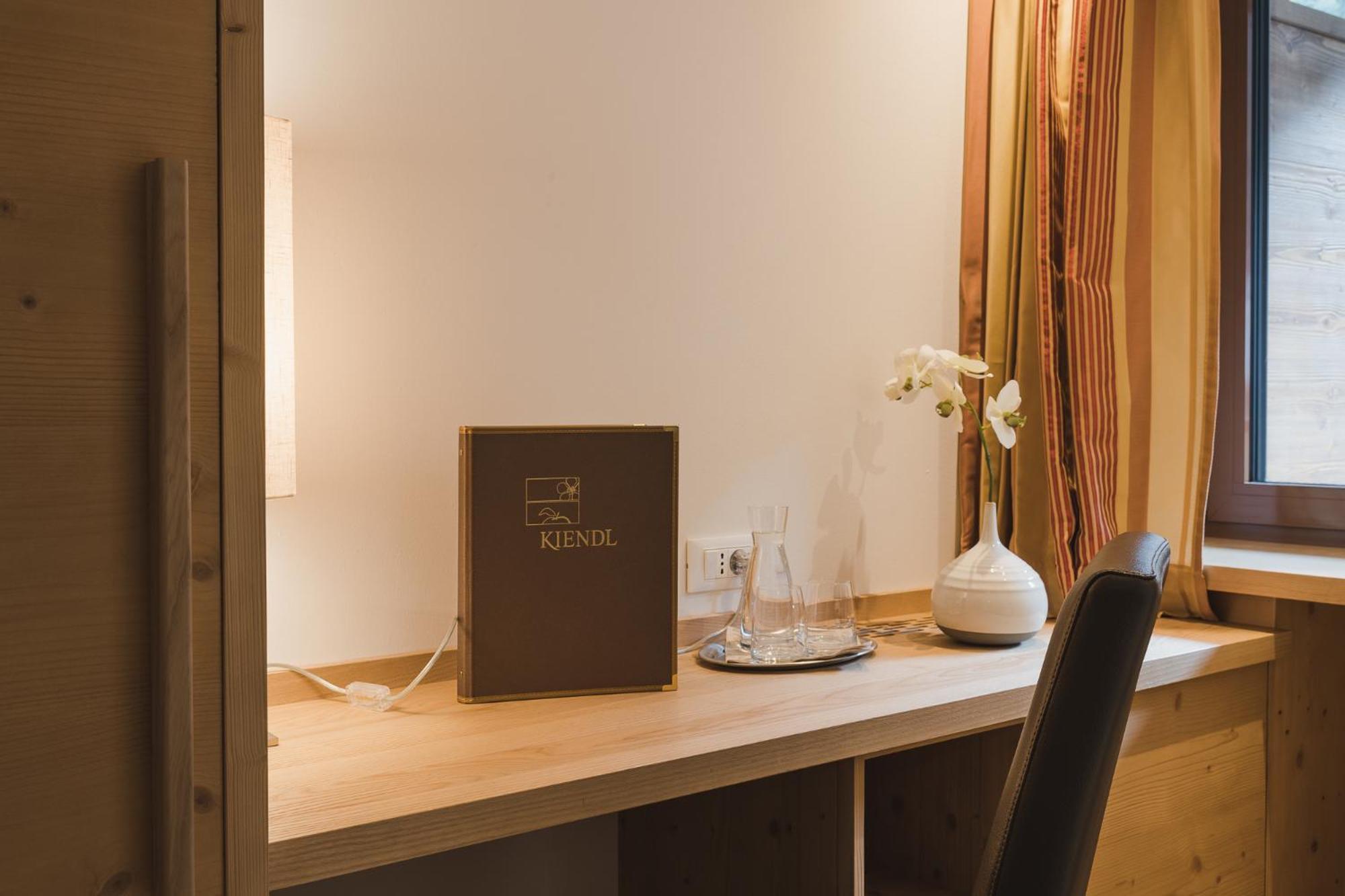 Hotel Kiendl Schenna Bilik gambar